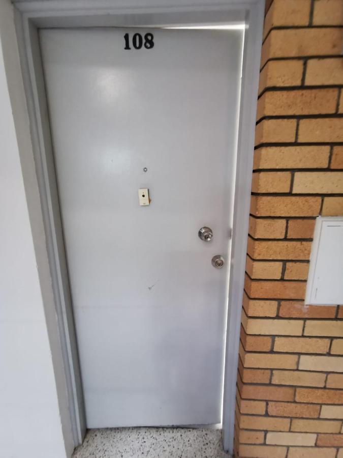 Surfers Holiday Apartments Gold Coast Exterior foto